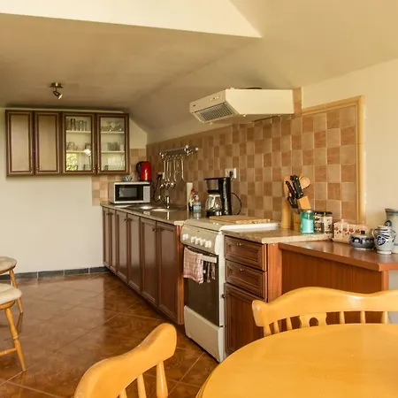House And Breakfast 2 Сasa de vacaciones *